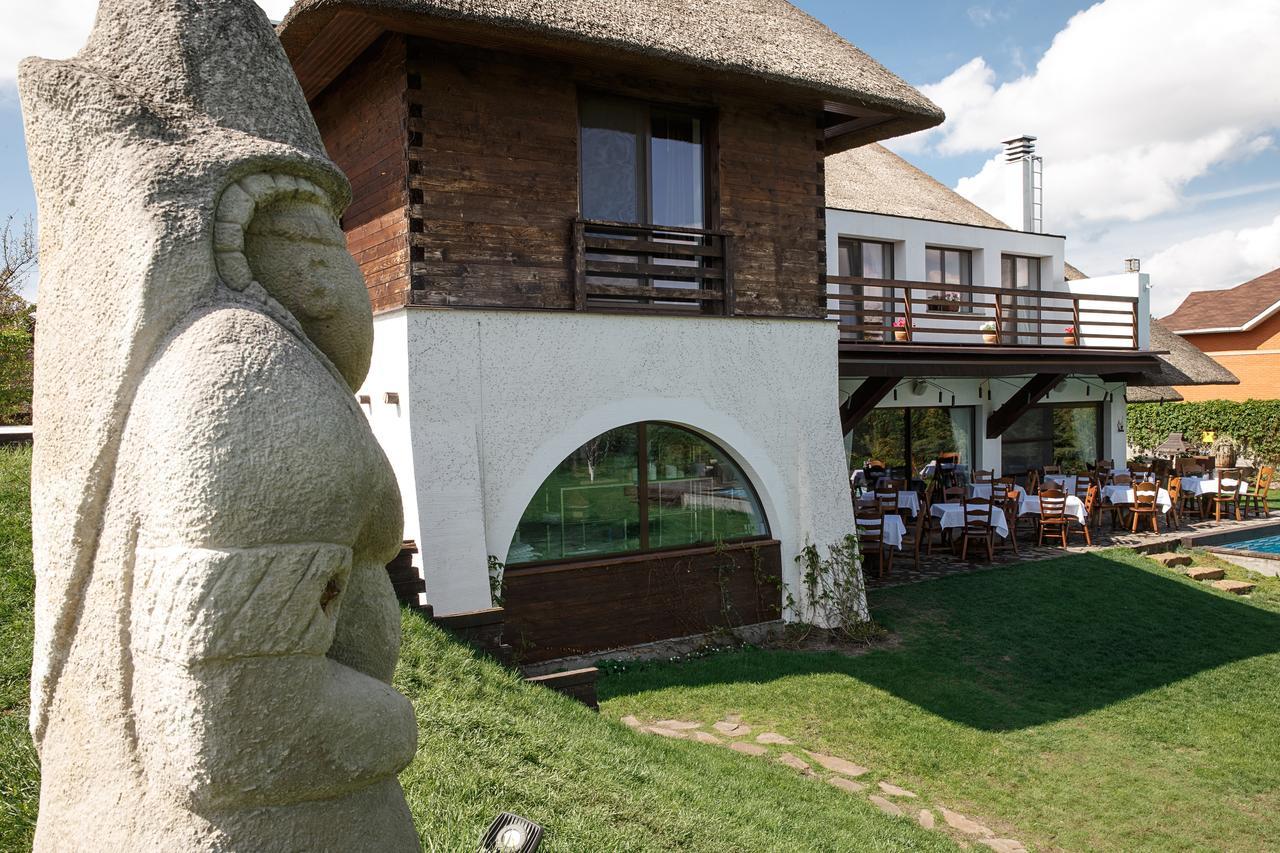 Gosteria Hata PODOPRIGORA Obukhivka Exterior foto